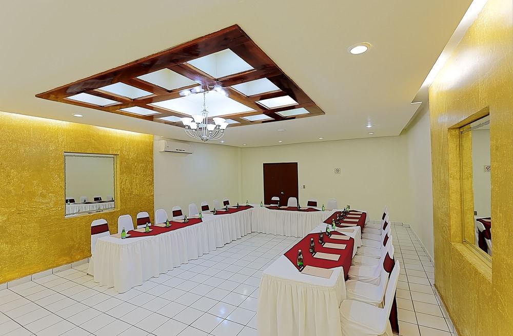 Hotel Olmeca Plaza Urban Express à Villahermosa Extérieur photo